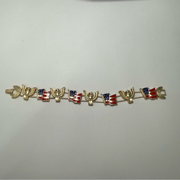 Patriotic Slide Bracelet with Eagle and Flag Slides - Picture 4 of 6
